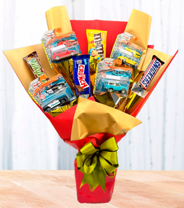 Hot Wheels con Dulces.png